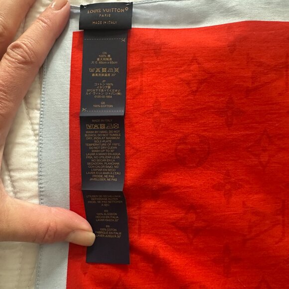 NEW LOUIS VUITTON WHITE RED SHOW SS23 GAY PRIDE Cotton Scarf Bandanna - Picture 7 of 9